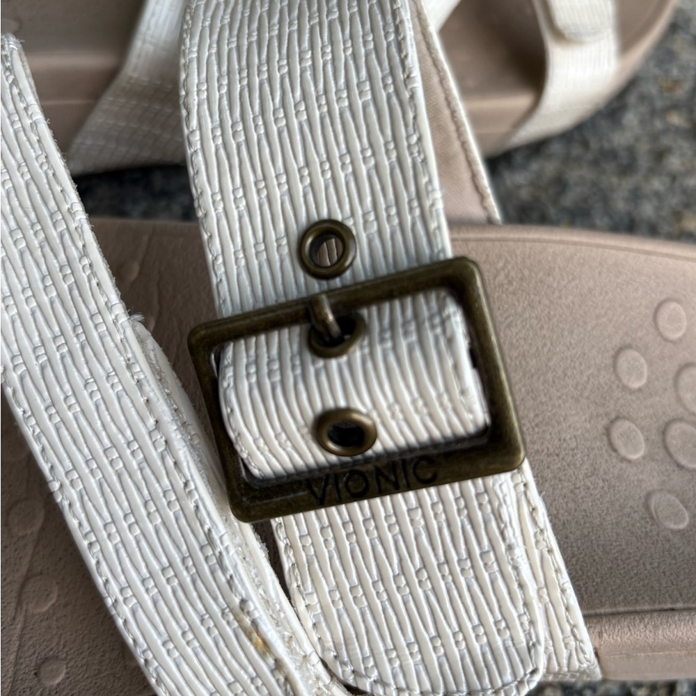 Vionic Pacific Rio - Women's Adjustable Platform Sandals - Picture 7 of 8